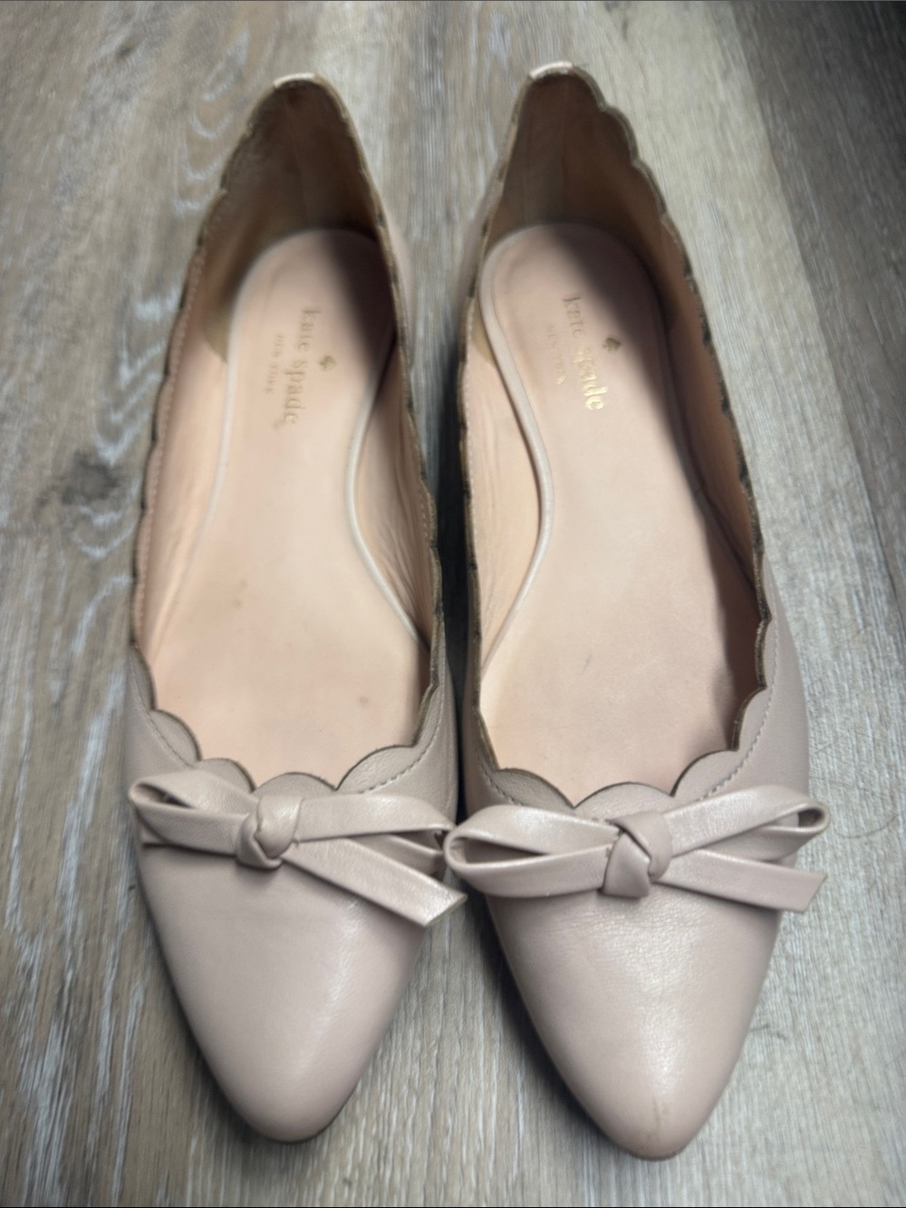kate spade Blush Scallop-Edge Pointed Bow Flats size 7.5